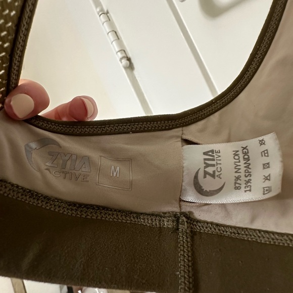 Zyia Army Green Grid Bra - Picture 4 of 4